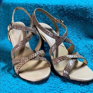 Micheal Kors Size 8 Heels